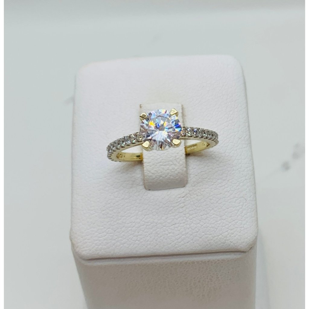 10k Solid Gold Ring Engagement Size 7 568$